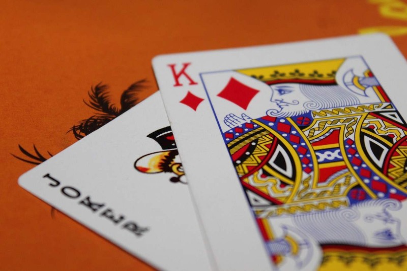 The Glitz and Glam of Gambling Games